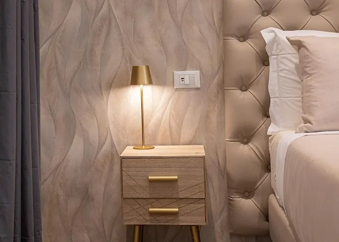 Apartment The Golden Rooster - 1 Min To St Peter Station Rom